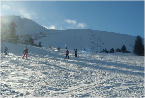 Winter ski on a budget in Bansko sleeps 4-6 Special Twiiter Offer