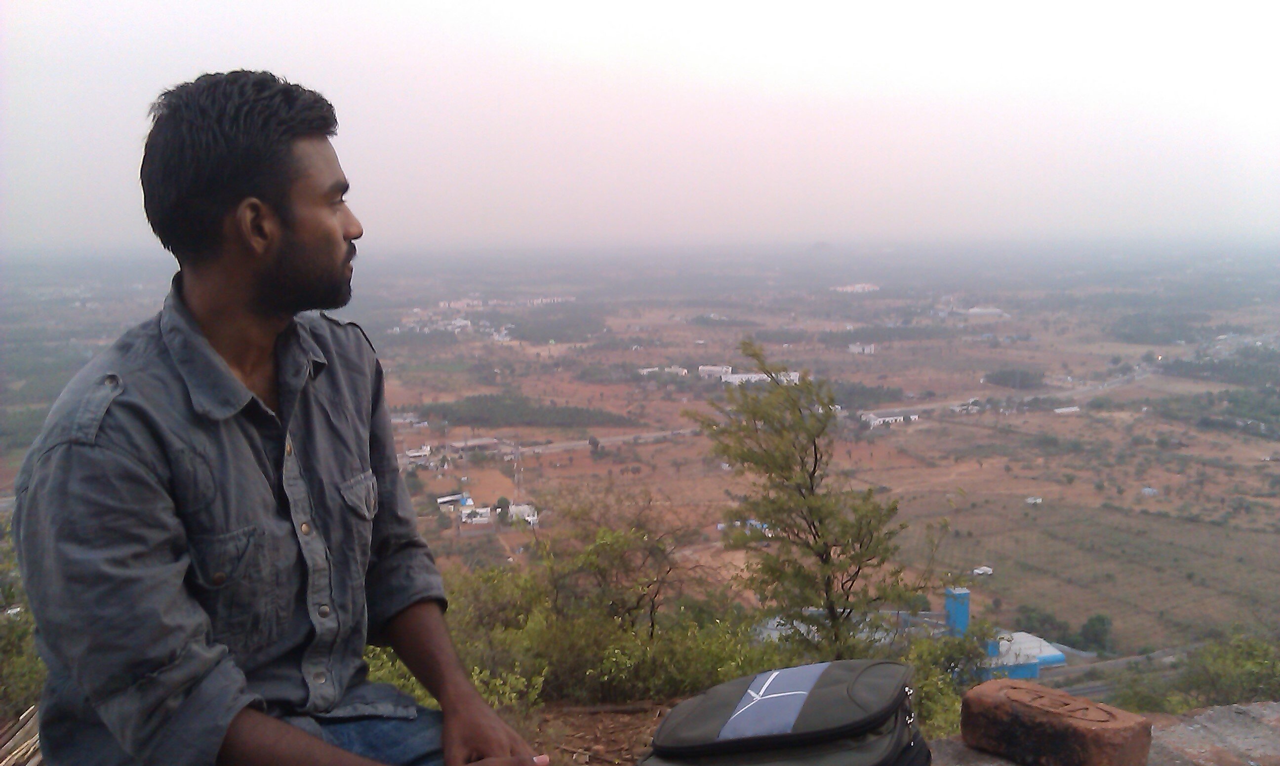 BoseSumantraa's profile picture. 