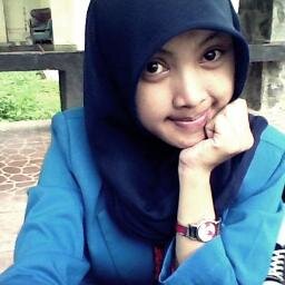 Rriyani_Yani's profile picture. Riyani { 26012012} :*