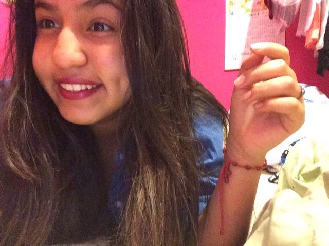 No Matter How Broken You Are, Just Keep A Smile On Your Face ❤