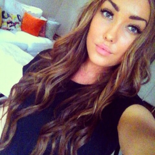 AggiTwaddle's profile picture. I hate that I still care about you.