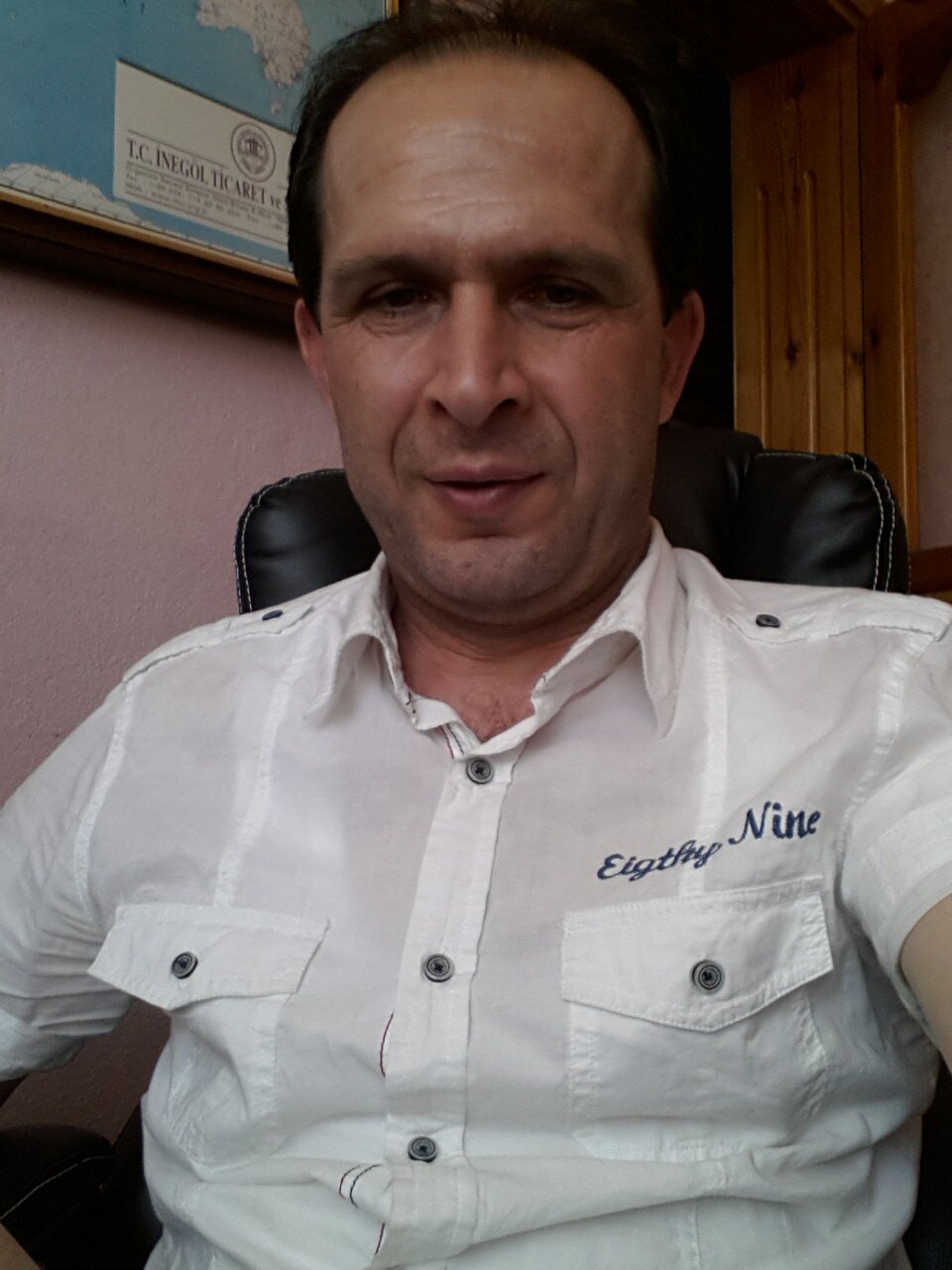 aybarh1's profile picture. Hayvansever, Bekar ve Sigarasız hayatı tercih edenlerden biriyim. Gürcüce Yeminli Tercüman