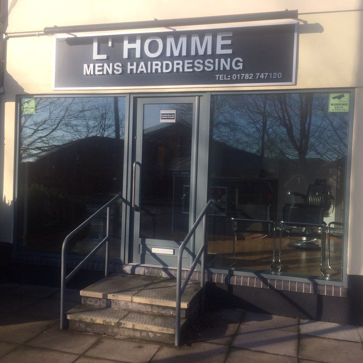 Monday till Wednesday @danieldudley28 in Thursday till Saturday @tomassmith93 in Phone: 01782 747120