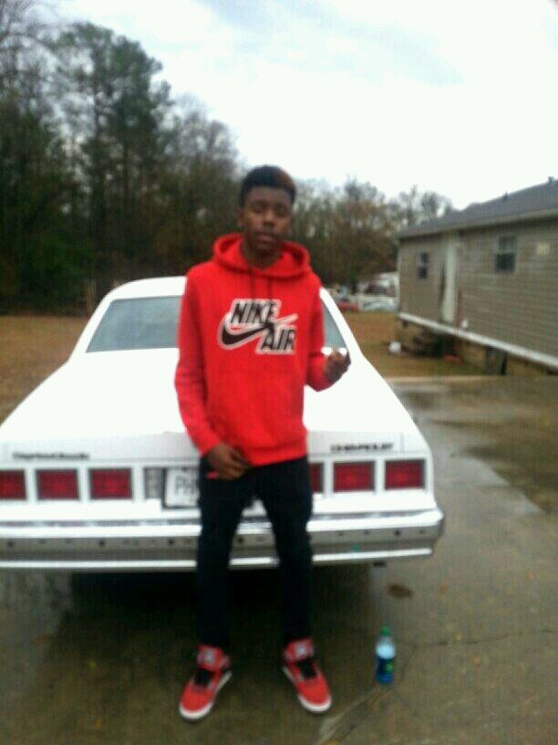 Fuckkk A Bio..Yourrr Loveee Judisss Wasss Here, D O N T Forgett That I Loveee Youuu Withhh Your Sexyy Ahh, && Yeahh You Hoesss Fall Backk!!
 o9.o3.12