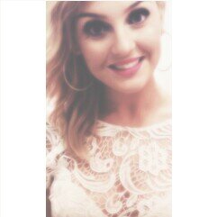 •Directioner•LarryShipper•16•I love sing•Follow me=Follow back•