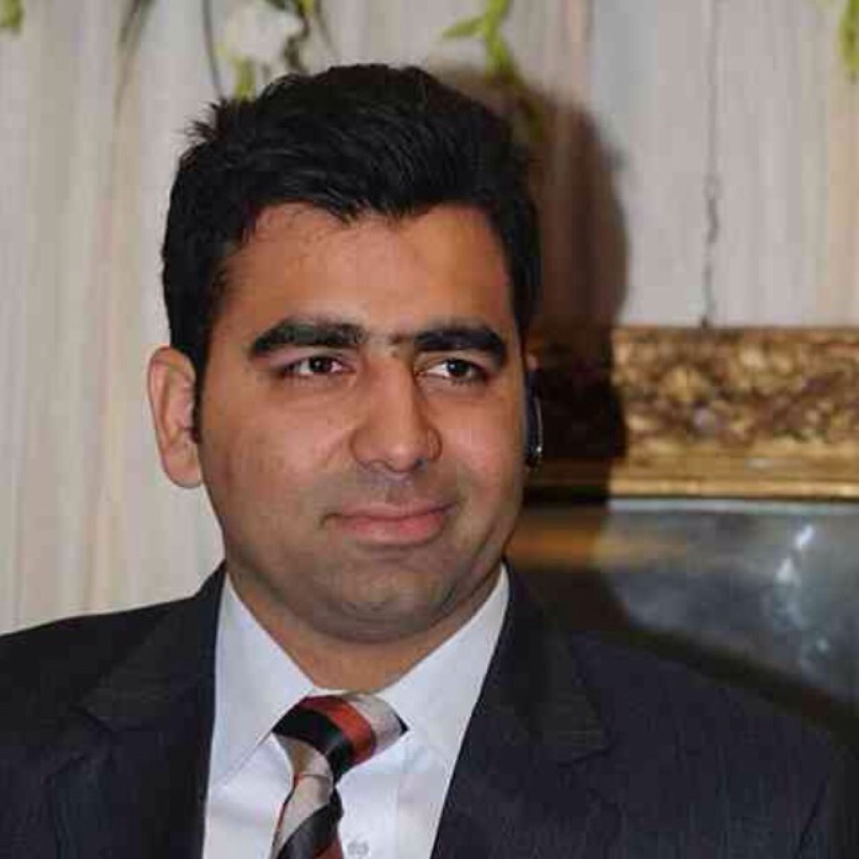 YasirZiafat's profile picture. 