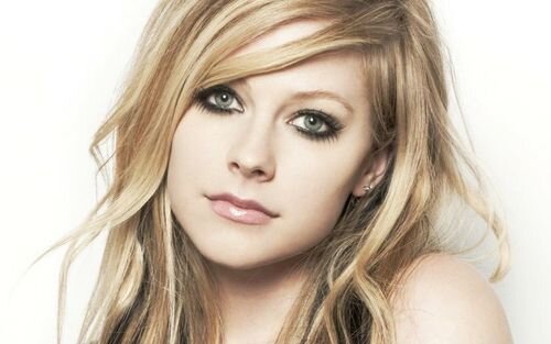 AVRIL SEI BELLISSIMA