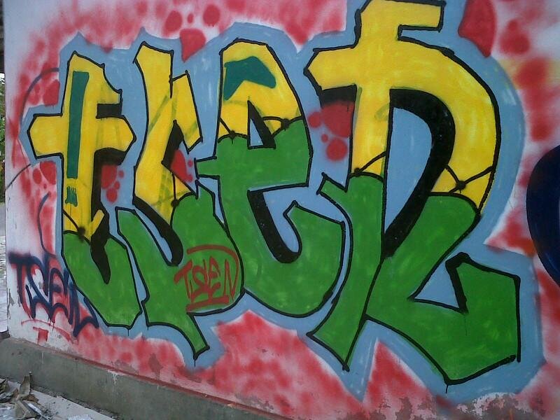 Vandal and Street Art YK TSEN PIN : 2162CE29