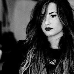 gomezz and lovatoo
