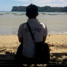 aku adalah aku, bukan kamu dan bukan pula dia..
