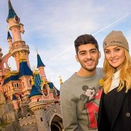 i really love Zerrie:) they are sooo cute together. This in my new twitter and if you follow me i will follow you back.