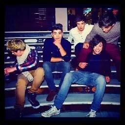 Jordaneer, Belieber, Directioner. It's love and even more. Here for the music