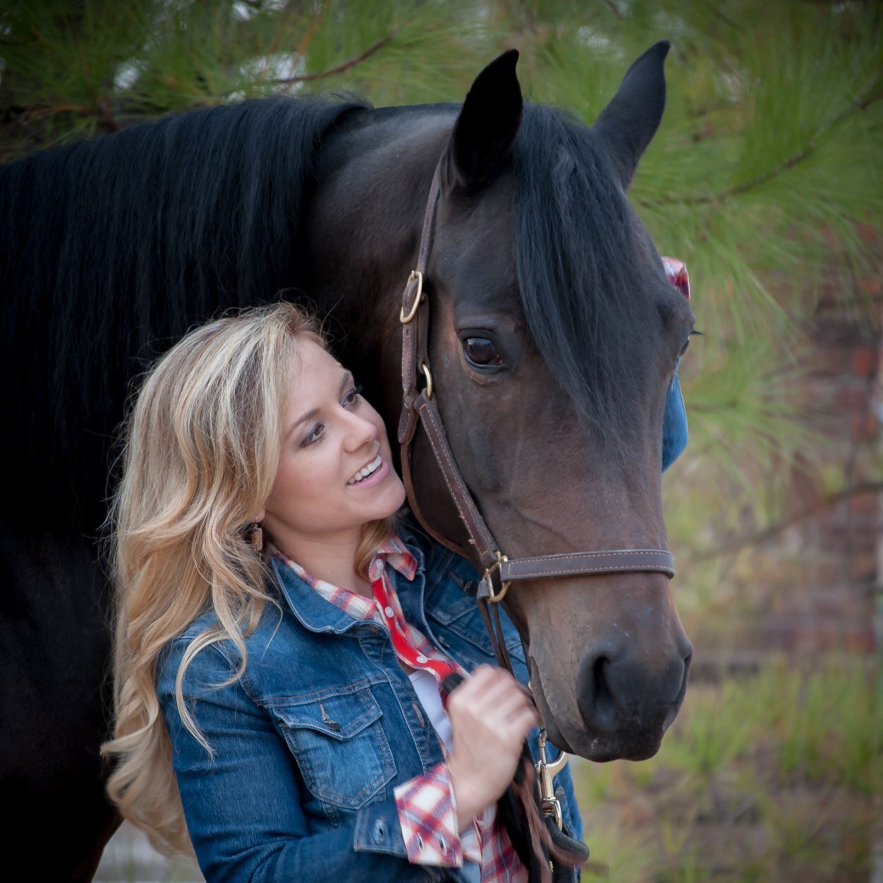 KrystlePMack's profile picture. Christian • Wife • Mommy • Horse Lover