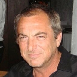 Miami, Paris, Toulouse, Haute-Corse. Current french, US & world events, crypto & politics enthusiast. World traveler. Bona fide aesthete, épicurien et sybarite.