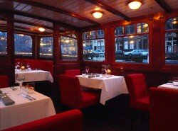 This summer you can enjoy a delicious dinner on our boat!
 Cruising #DenHaag #Voorburg and #Leidschendam! 
Now #Crowdfunding