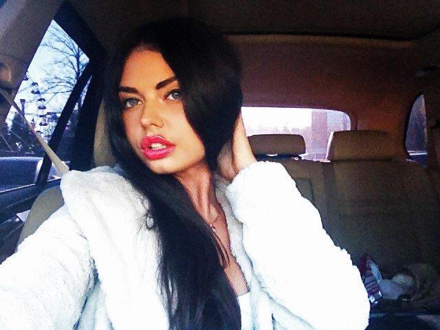 HildaJaggar's profile picture. To let go is to be thankful for the experiences that made you laugh, made you cry, and made you grow.