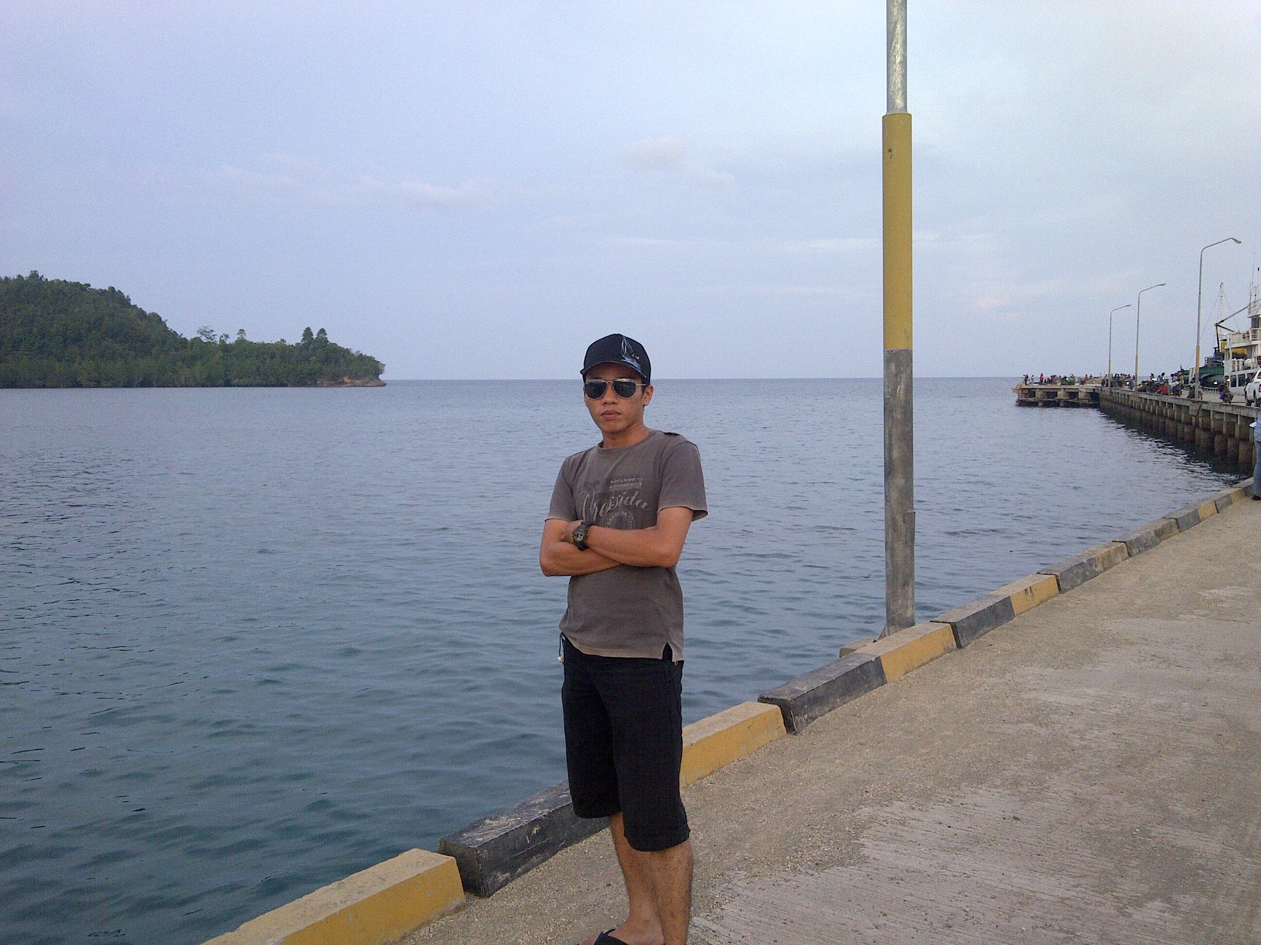 zhanmirsan's profile picture. 