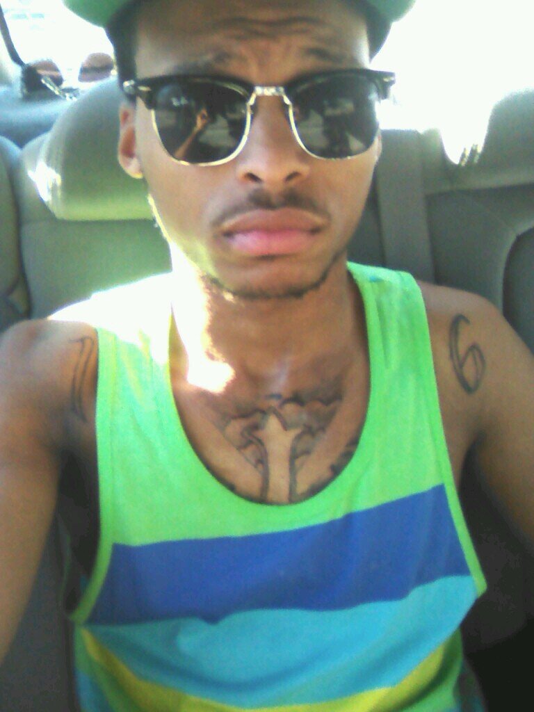 make my hoes Finesse you out them racks ♚Richie Guap (Al→334)..Single..✘TeamTatted♝..✘MoneyHungry ■FMOI: Guaponese_my_lingo