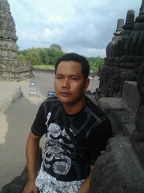Mecari teman