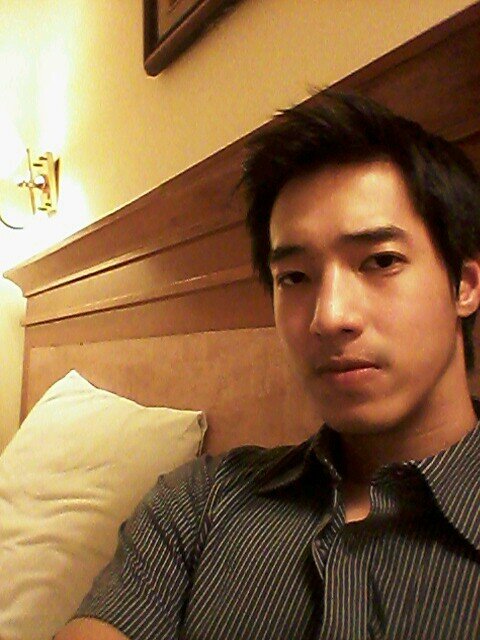 2nd account yang udh terlanjur dibikin gara2 1st account @danielhr05 sempet kena hack, tp skrg udh kembali ke jalan yg benar :D