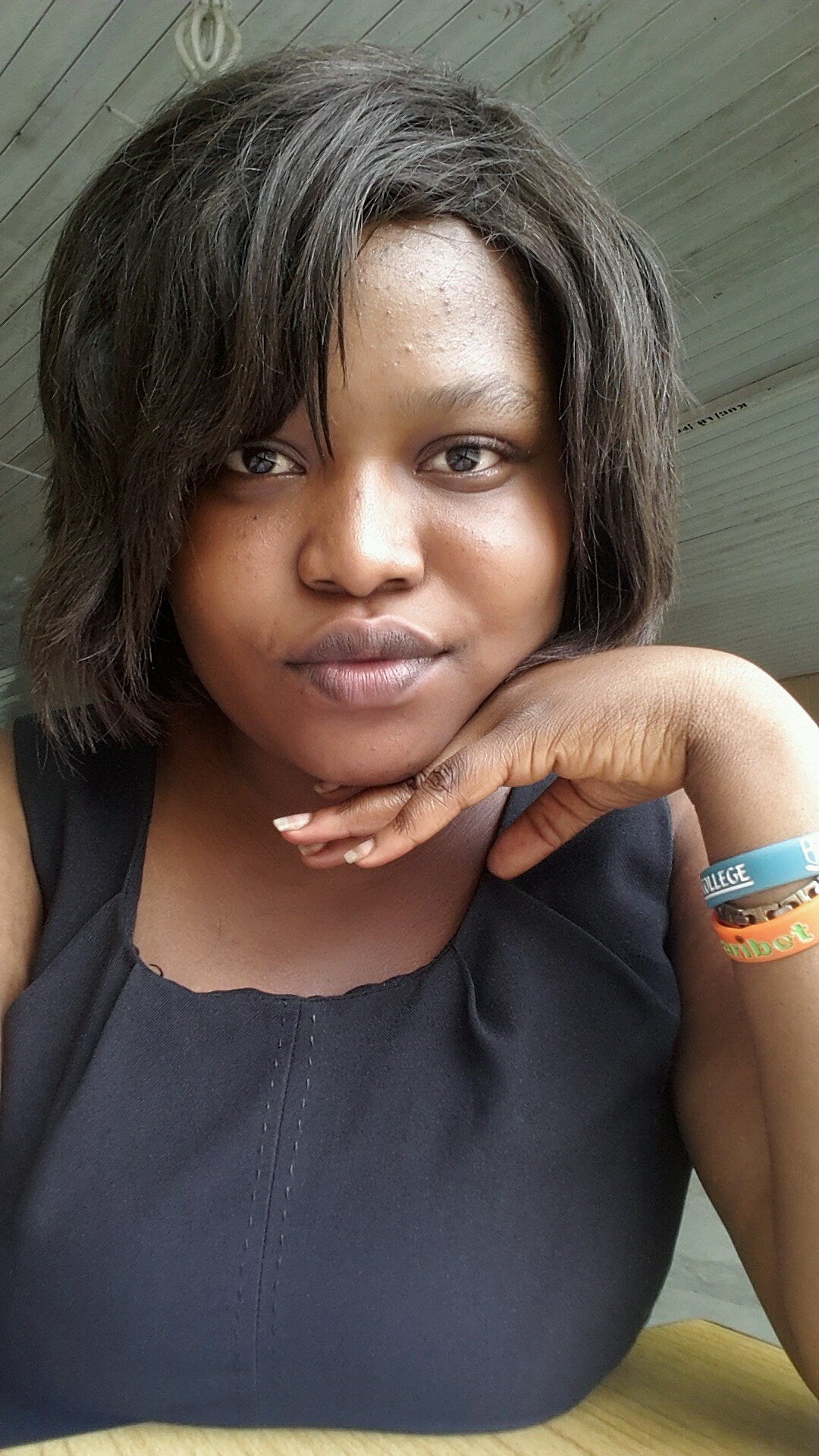 A swit simple gal....