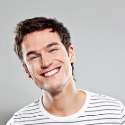 Inhaber bei Online Akne & Pickel http://t.co/JkhHnz1PdB