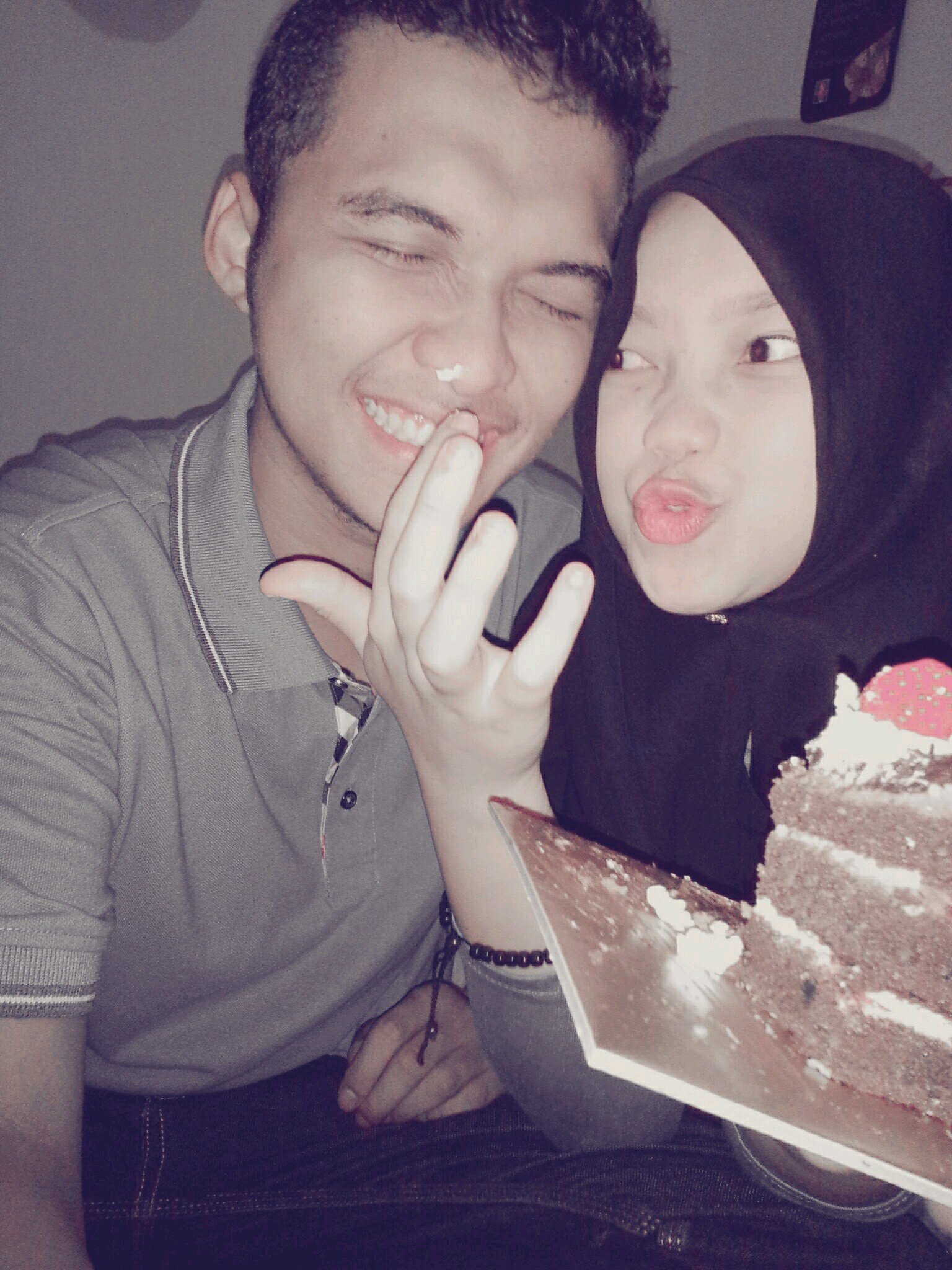 renosetyo's profile picture. --» istriable is @pirpirpirda♥«-- 

• MAPACH 28 
• Universitas Pendidikan Indonesia