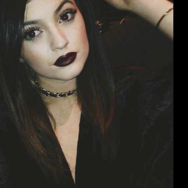 this is a free follow babe, 
follow 
@chanelxsharry if you want to be beyoncé stay fab ✨