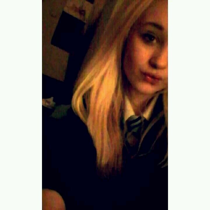 southport| iPhone4|brunette| love ollie| English| snapchat-katelynedgarrr | 07935228257-text me