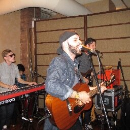 A VentureCrush experience: we bring together angels, VCs, Founders, Tech Execs.  Mingling.  Sometimes Live Music! Always w/ wine, but you knew that!