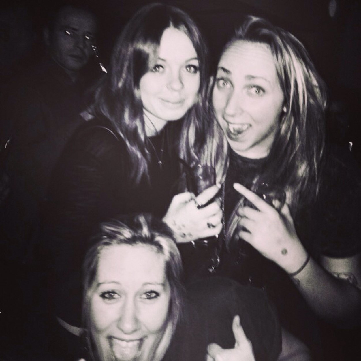 sophie_craggs's profile picture. Its so easy to laugh its so easy to hate. It takes guts to be gentle and kind. // Wannabe artist