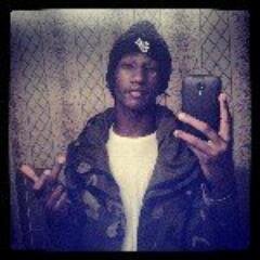 BigGuwopBitch's profile picture. Bitch stop playin i follow yhu and yhu follow bak ︻╦̵̵̿╤─ ҉------•••~---