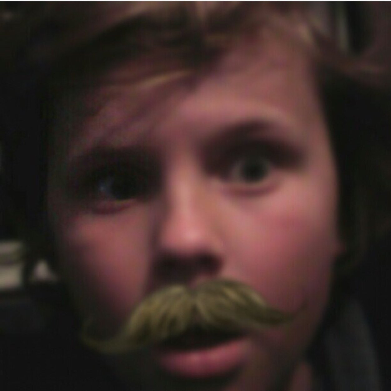 harryslutton's profile picture. 