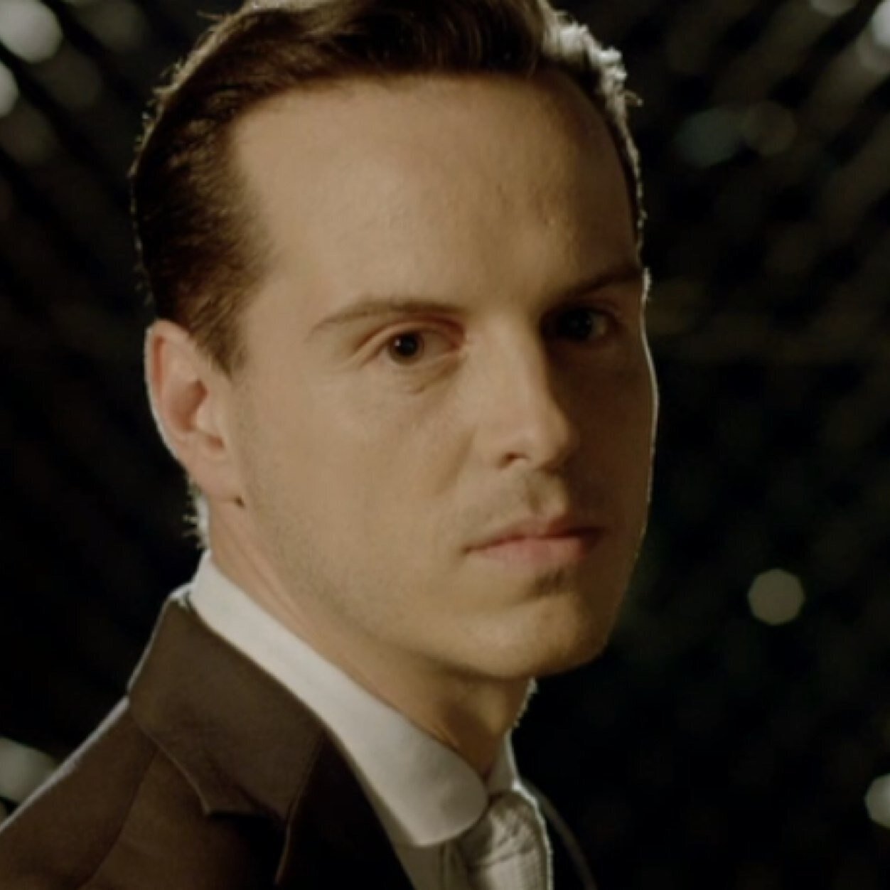 I'm coming, Sherlock. Coming to get you. Did you miss me? #RP