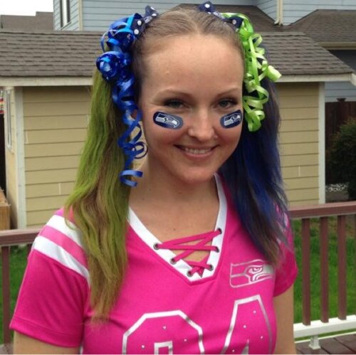 MoniqueMontague's profile picture. There's one crazy storm in my head!!