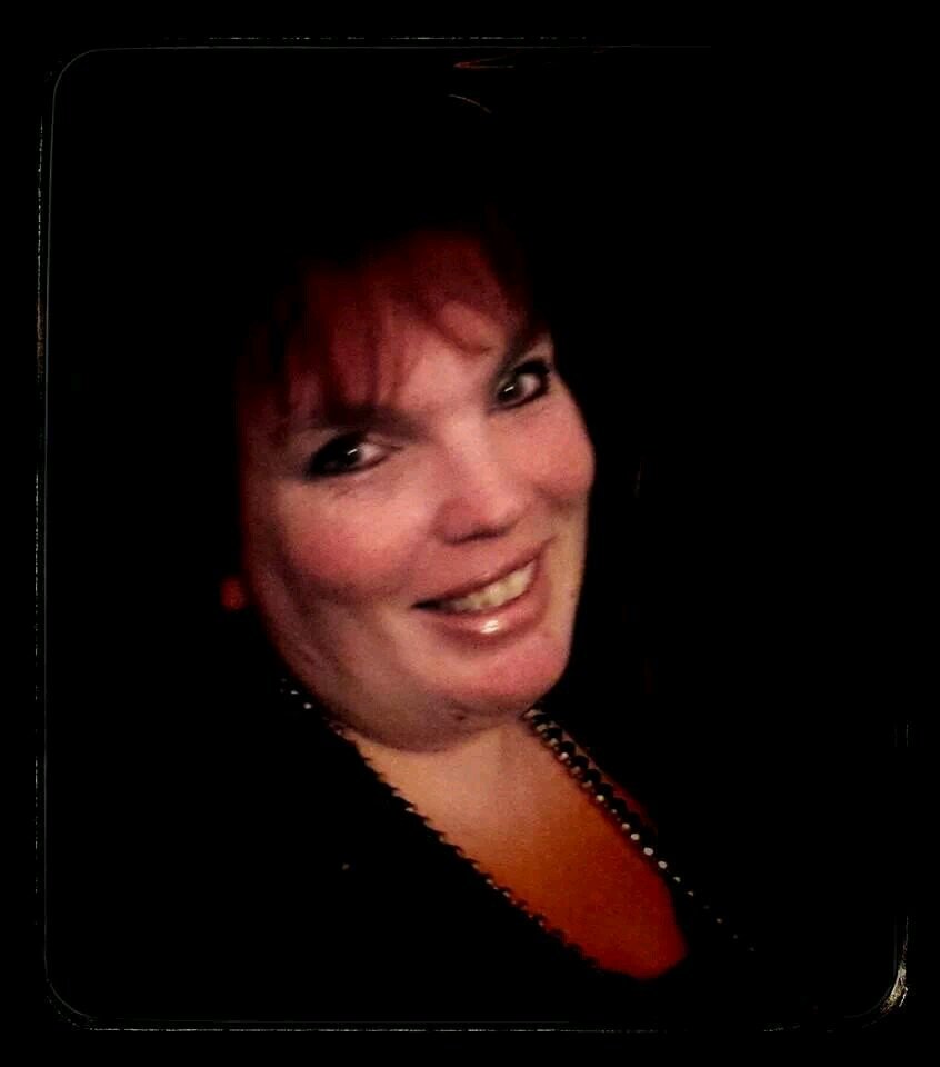 Trotse mama van 2 boefjes en bonusdochter. Zelfst.w.kok. relatie met @MartinMeijer74