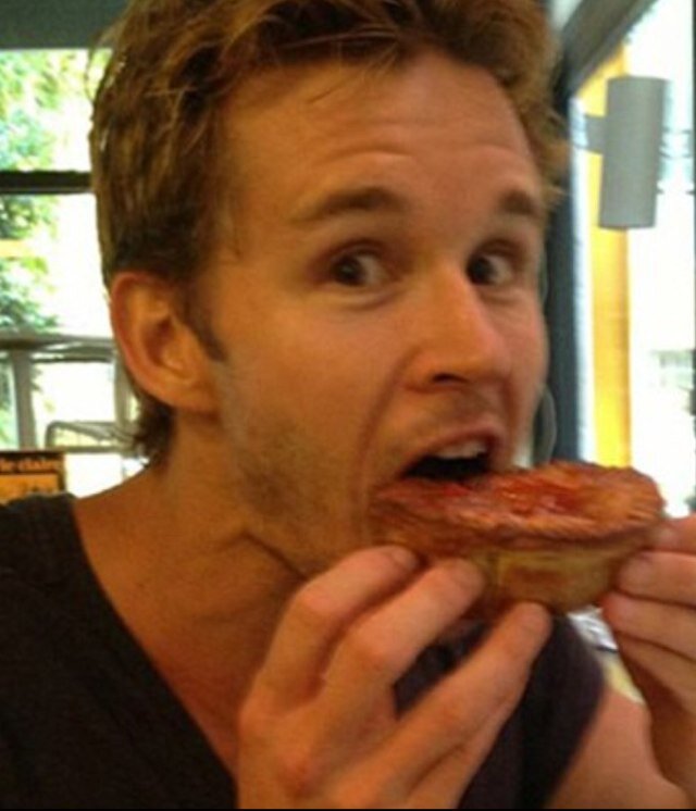Inactive:Name's Jason Stackhouse, I'm the older brother of Sookie Stackhouse. I'm also a werepanther. |Single| [SVM/TB RP 21+]