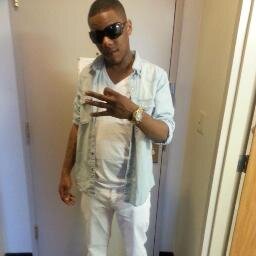 ITS YOUR BOY ERIE AVE MARZ ONE OF PHILLY'S HOTTEST BATTLE RAPPERS ..CHECK ME OUT ON YOUTUBE @TRAPHOUSEBATTLELEAGUE.....MIXTAPE COMING SOON