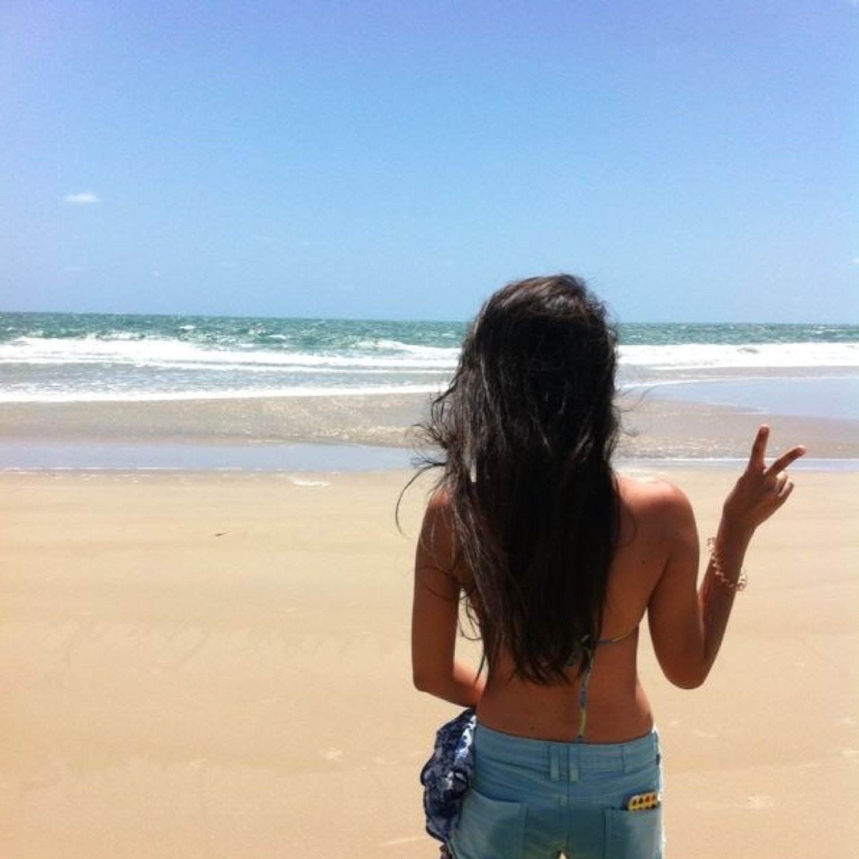 Vivendo um sonho até torna-lo real, cedo pra parar, tarde pra desistir.