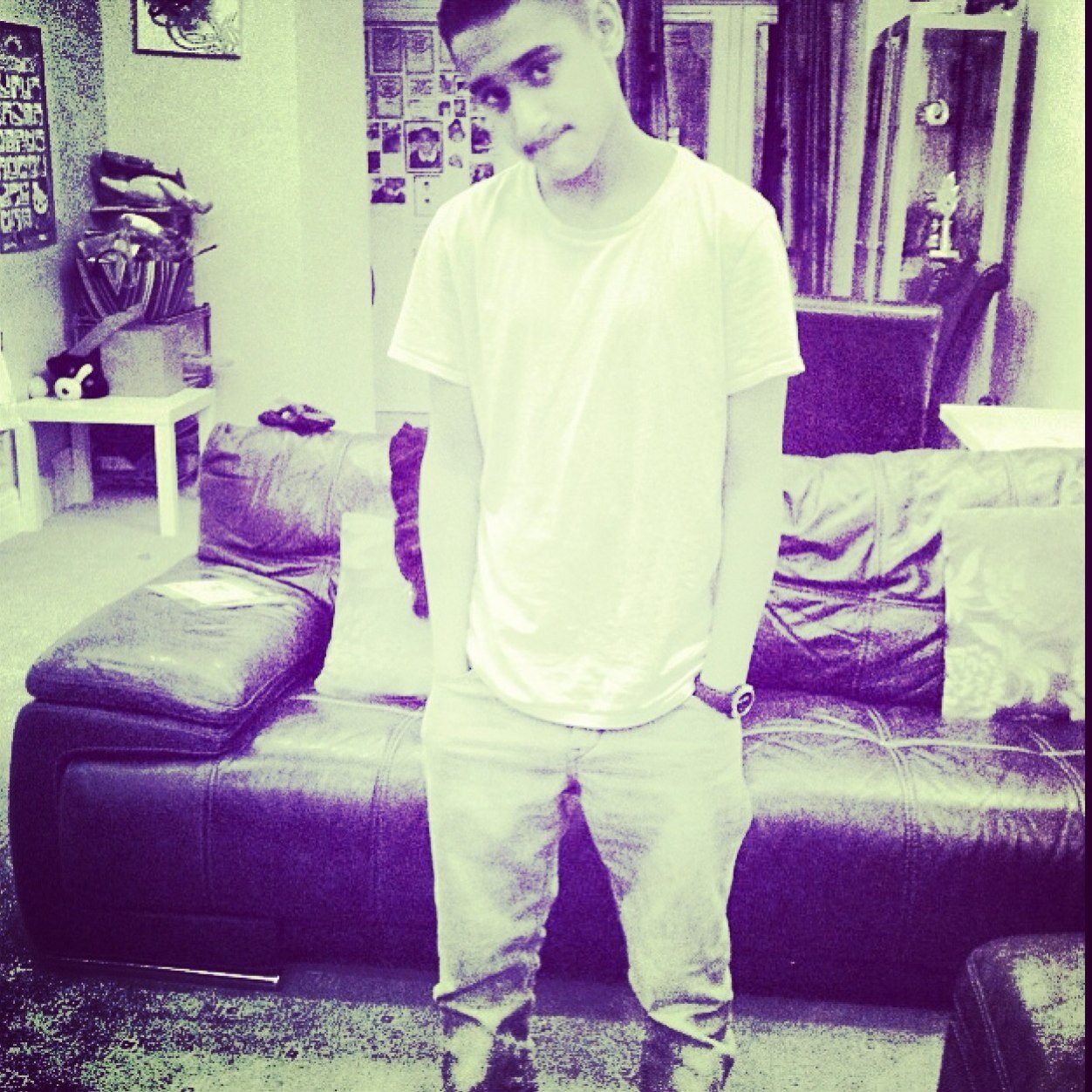 Follow me and i will follow you back. Manchester. SGS. Follow me on instagram: sibzzzzzzzzzz .