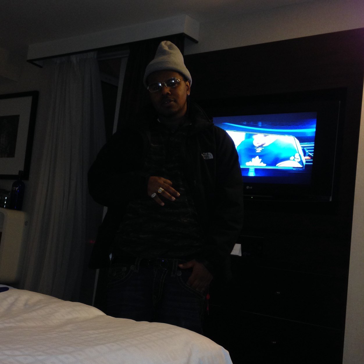 OutHereJC's profile picture. 416 Livin... By Any Means I Gotta Get It