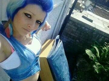 Model an hairdresser,love living life to the fullest! #onelove. #ifollowback . http://t.co/QNQ4QwBozo search lil_jo soundcloud jolene gallacher