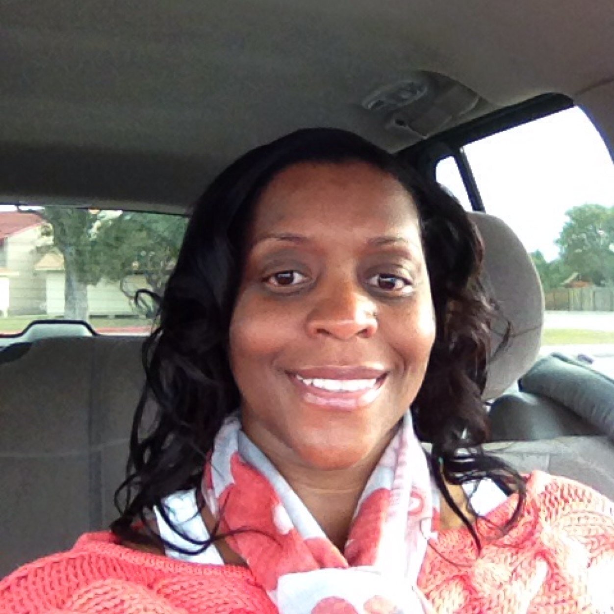 badneadiva's profile picture. 