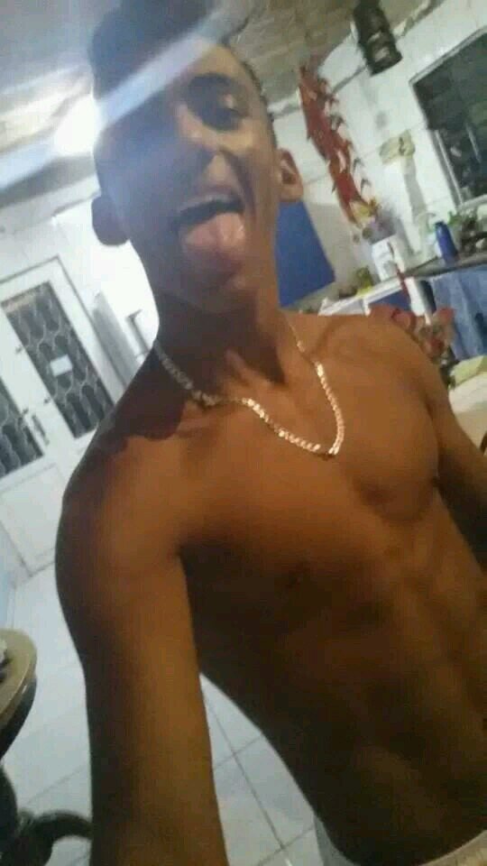 apenas feliz (: