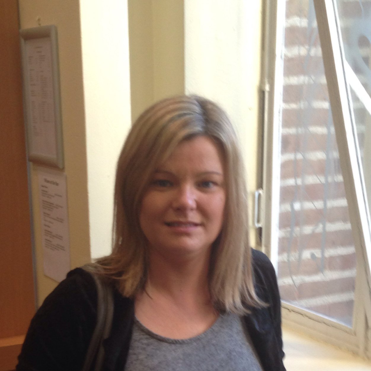 SLTClaire's profile picture. I am a qualified Speech & Language Therapist who works with children. E-mail me on caellison@hotmail.co.uk if you would like to discuss private therapy