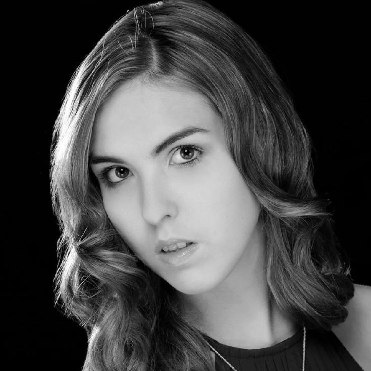 LauraroseMoss's profile picture. -Laurarose - 16 years old - camberley,surrey - studing at farnbrough tech