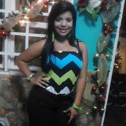 YuceDelgado's profile picture. Nadie se va a marchar:$