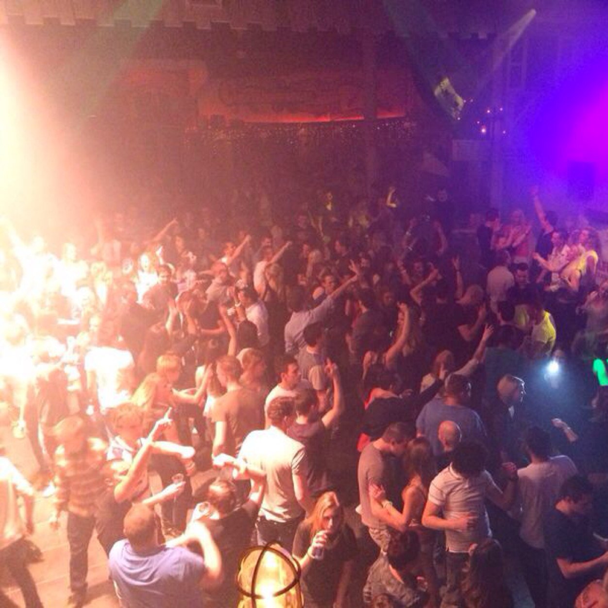 DjRobbieNL's profile picture. Allround Dj, Entertainer, Hardersplaza, Cafe Men at Work