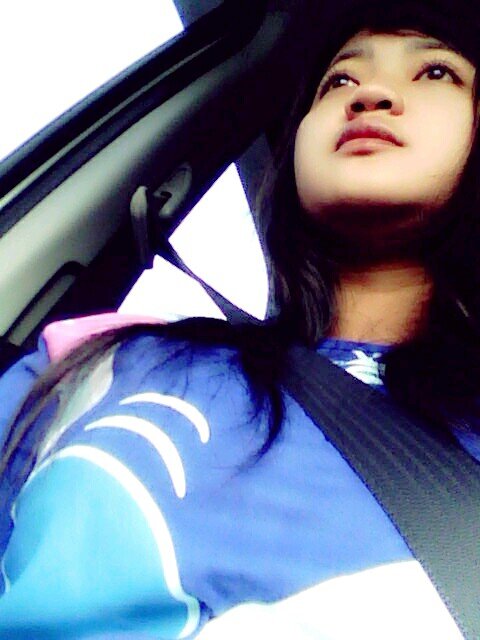 LutfiaNindie's profile picture. red