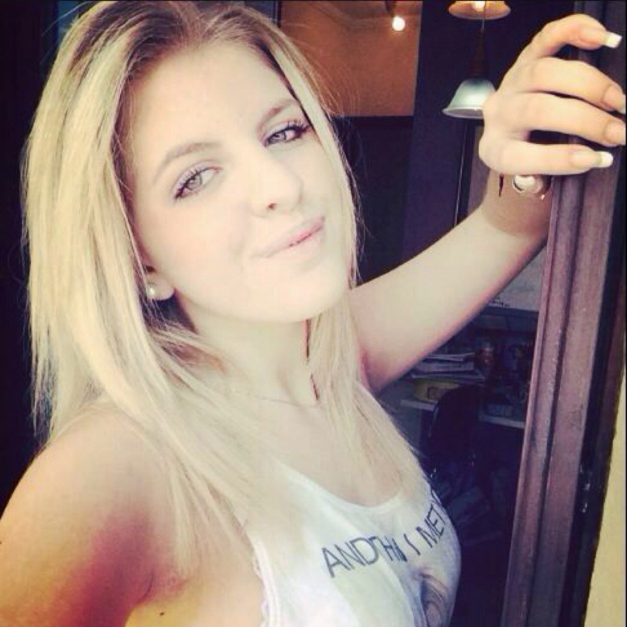 A vida me ensinou a nunca desistir nem ganhar, nem perder mas procurar evoluir... Instagram : mayara_ortega